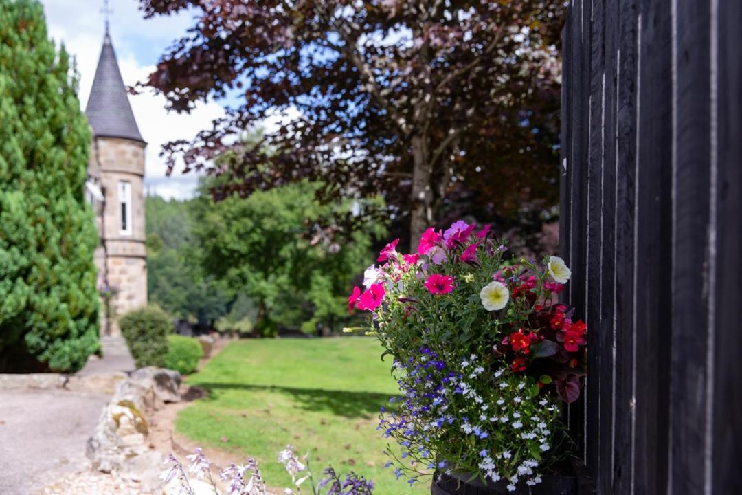 The Dowans Hotel Of Speyside อาเบอร์ลัวร์ ภายนอก รูปภาพ