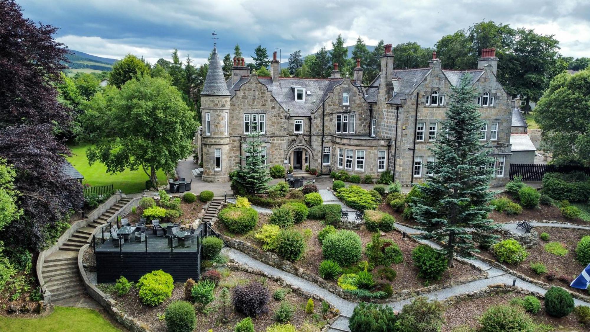 The Dowans Hotel Of Speyside อาเบอร์ลัวร์ ภายนอก รูปภาพ