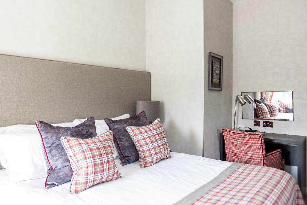 The Dowans Hotel Of Speyside อาเบอร์ลัวร์ ภายนอก รูปภาพ